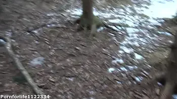 Risky outdoor sex in a public park almost caught winter edition in freezing cold