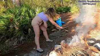 Campfire Feeder Girl free promo