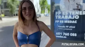 Italiana es pillada por la calle