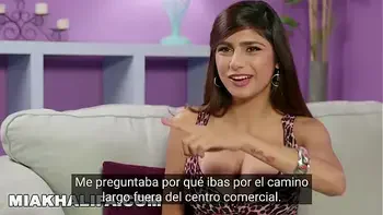 MIA KHALIFA - Entrevista con subtítulos en español