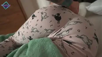 I woke up to my stepbrother jerking off my pussy