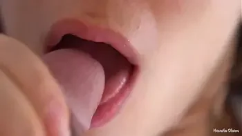 Her Soft Big Lips And Tongue Cause Him Cumshot, Super Closeup Cum In Mouth