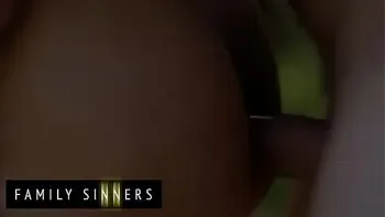 Flirting Turns To Kissing Which Turns To Fucking For Step Cousins Abbie Maley & Pierce - Family Sinners