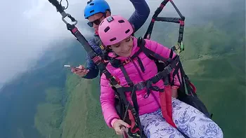 Wet Pussy SQUIRTING IN THE SKY 2200m High In The Clouds while PARAGLIDING