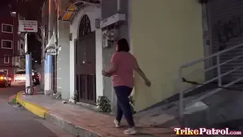 Horny stud finds Filipina pussy during black patrol porn search