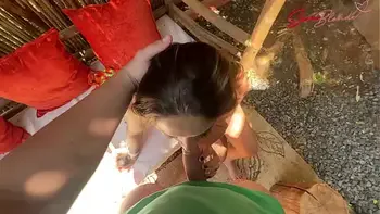 Empleado de hotel acepta propina a cambio de mamadas y sexo - PARTE 2 - Sara Blonde