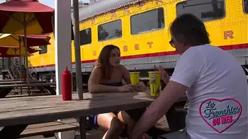 Virginie profite d'une bonne baise avec Manuel Ferrara