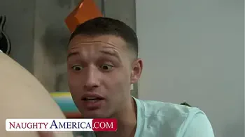 Valentina gets a creampie from a gamer guy