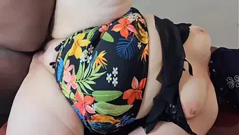 The doctor thought it was better to penetrate my pussy with his tongue & cock and than to prescribe medicine (hijab, Muslim)