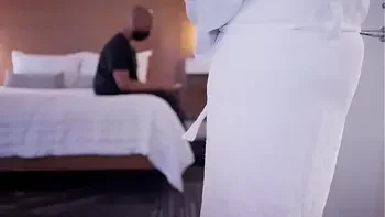 Big Booty BBW Granny Still Got Good Knees