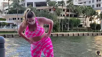 Big Boobed Hot Ass Hollywood Pussy Fucked By Rome Major's Big Dick!