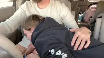 Wife Fucked in the Backseat After Road Head