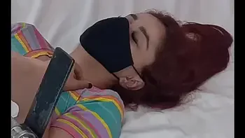 Fanny foi ao médico mostrar seu cu