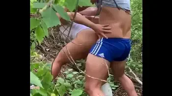 Cavaluda dando pro maromba no mato