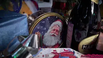 Guy Received A Cherished Gift For Xmas - Amelie Dubon