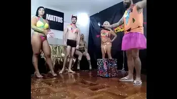 Live de Carnaval no Brasil suruba e orgia em clima de festa