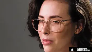 UP CLOSE - How Women Orgasm With Passionate Casey Calvert! SOLO FEMALE MASTURBATION! FULL SCENE