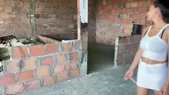 le follo por primera vez el enorme coño de mi patrona y me corro dentro de el