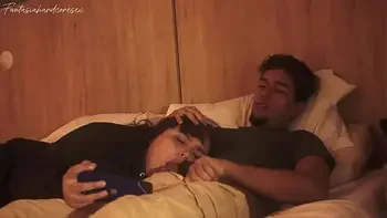 Mi hermanastra me deja meter mi pene en su boca y casi nos descubren nuestros padres FANTASIAHARDCORESEX