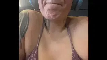 Achei uma academia de frete pra praia de Copacabana! Fiquei toda molhada e suada só de biquíni treinando gostoso qui delícia louca de tesão !