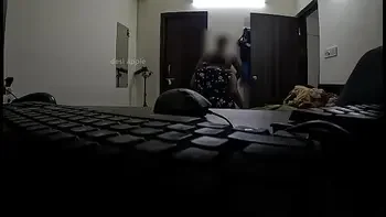 wife sucking dick infront of maid