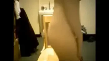 Webcam Girl Masturbating