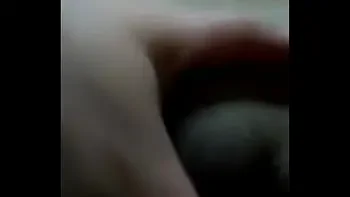 Novinha se masturbando