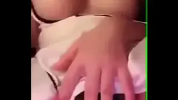 Girl xinh thủ dâm