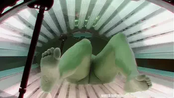 Solarium VOYEUR Just to Poke Dick to the Beautiful ASS