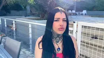 New French Model: Laeticia Piercing and Tattoo