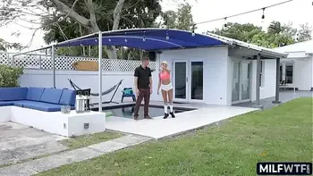 Blonde athletic Cougar