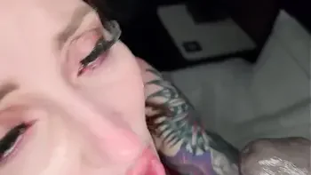 twerking elle gets threesome in LA