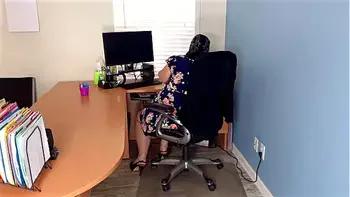 Big booty mature Bbw SSBBW maid showing her big fat ass and wet juicy white pussy in mini dress close up - chubby pawg milf office boss flashing huge butt in upskirt view