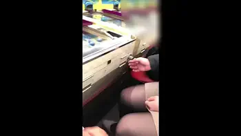 やらせなし完全リアル【個人撮影】【隠し撮り】新世界・西成デート観光で大阪に来た函館生まれ巨乳美人お姉さん28歳と新世界&西成食べ飲み歩きの後、 やり部屋別荘へ！半日一部始終　リアル素人プライベート