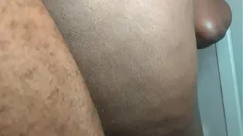 She fuck me till my legs start shaking