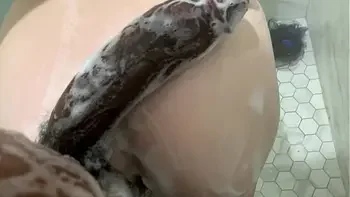 Stepsister shares shower with big dick stepbrother ! Why are you rubbing your dick playing on my ass like that