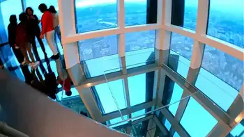 pov: vlogging with a sexy taiwanese model (326n.h)