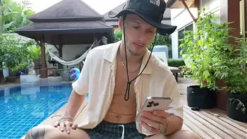 Fucking My St0ned Best Friend’s Girlfriend - Spirite Moon