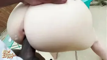 Aria Six Was Soaking Wet After the Pool