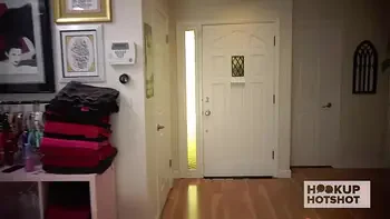 Perfect Ass Blonde Katie Kush Gets Wrecked In A Wild & Raw Session!