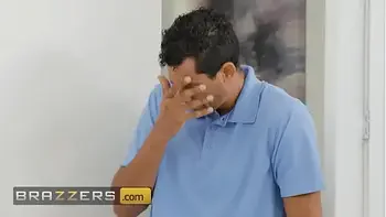 BRAZZERS - Blake Blossom Wants A Proper Dicking From Her College Friend Before Hitting The Books