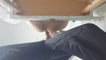 Noivo corno leva sua noiva ao médico que teve que fazer exame ginecológico!