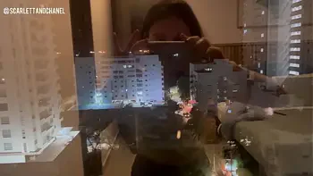 Nos quedamos solas mi cuñada y yo en un paseo con mi marido!