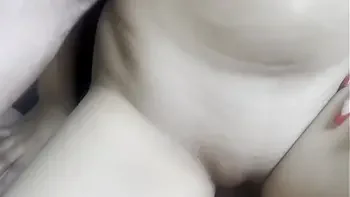 Metto incinta questa tettona