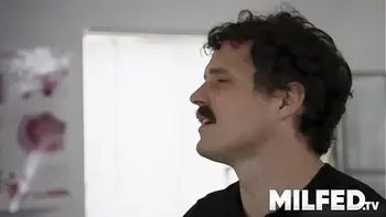 Hot Nurse MILF Gets Horny in the Exam Room