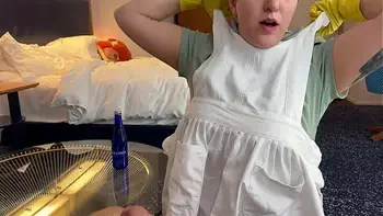 Casting Curvy: Seduced by Dexter’s Mom and cumming all over her