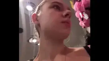 Extreme masturbate in changing room
