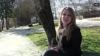 19 year blonde Jess does her first porn casting