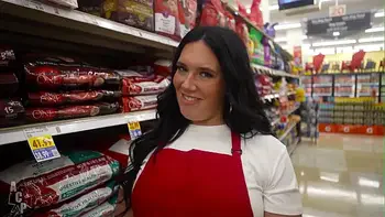 Smiths Employee Quits Job After Meeting Rich Sugar Daddy In Las Vegas