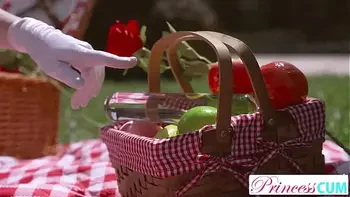 Kinky Kenzie Reeves, You Know Exactly What I Want, I Want you to Feed Me